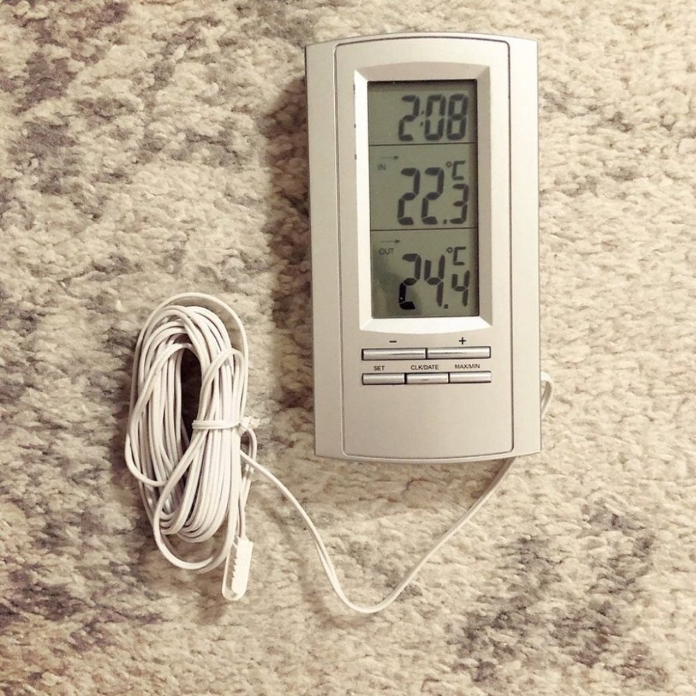 In/Out Max/Min Thermometer With Probe